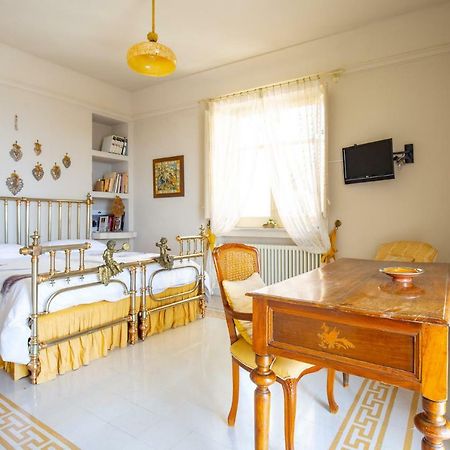 Solemar Sicilia - Casa Porto Bagnera Villa Santa Flavia Kültér fotó
