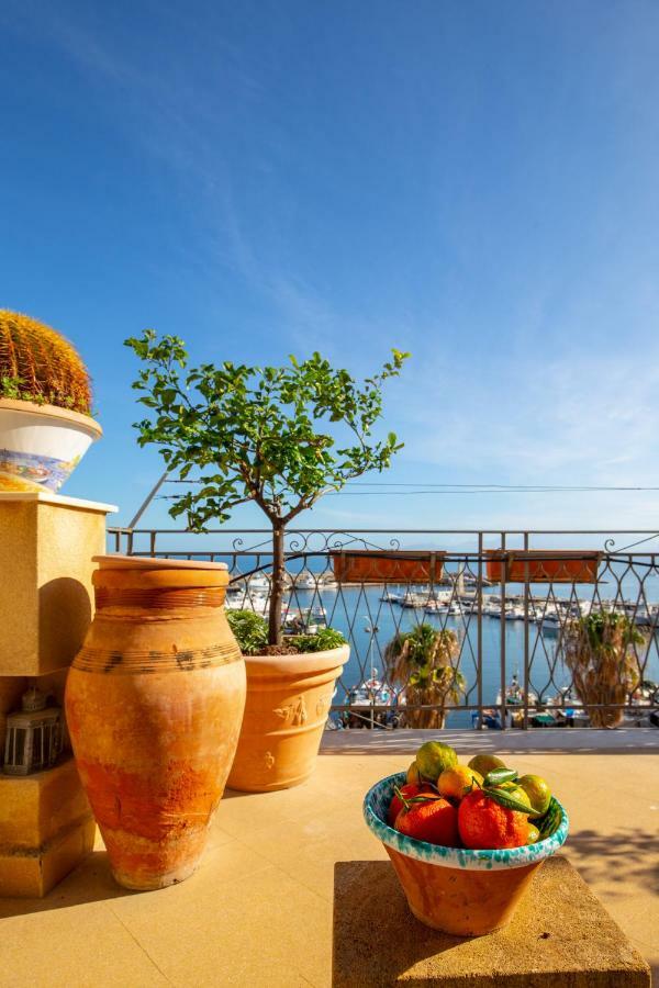 Solemar Sicilia - Casa Porto Bagnera Villa Santa Flavia Kültér fotó