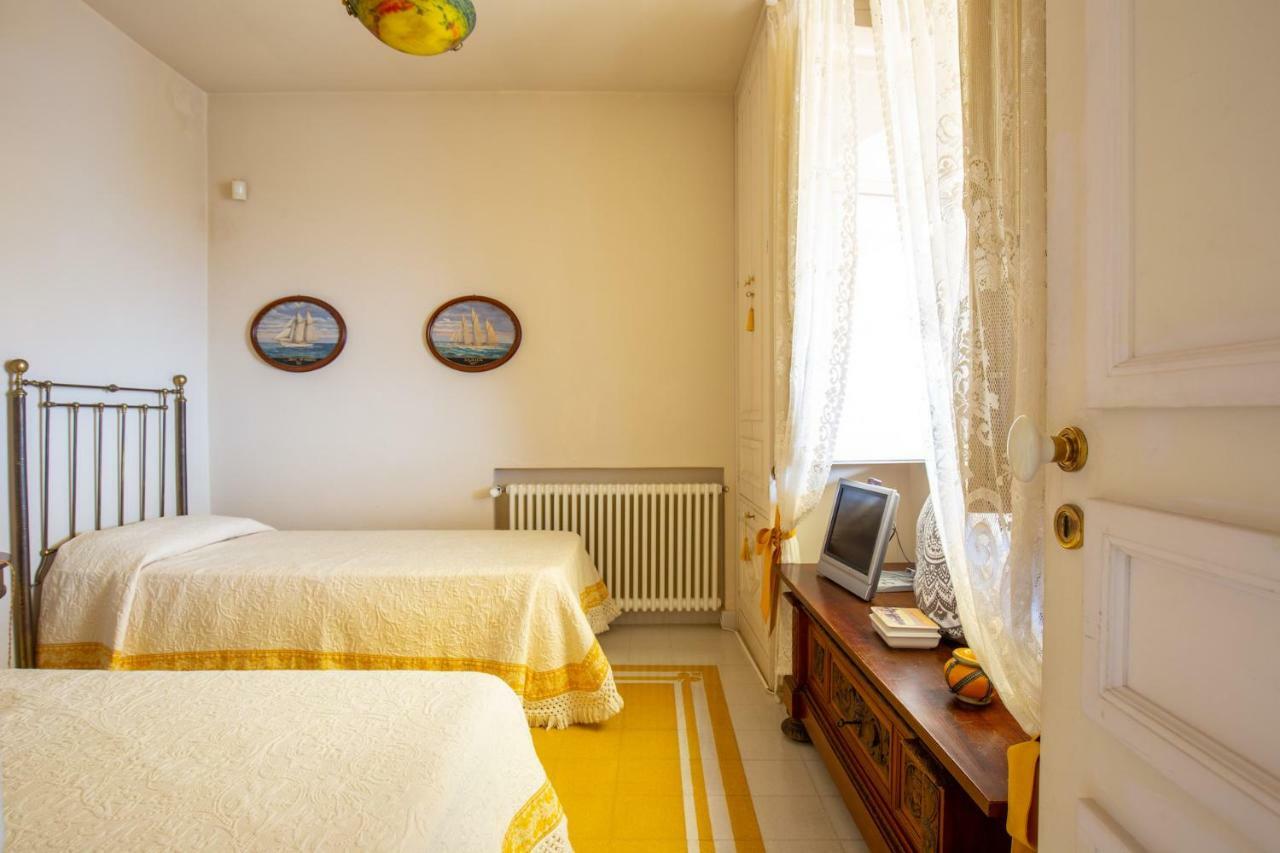 Solemar Sicilia - Casa Porto Bagnera Villa Santa Flavia Kültér fotó